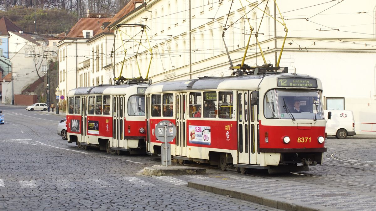 Praha posílá na Ukrajinu vyřazené tramvaje a autobusy